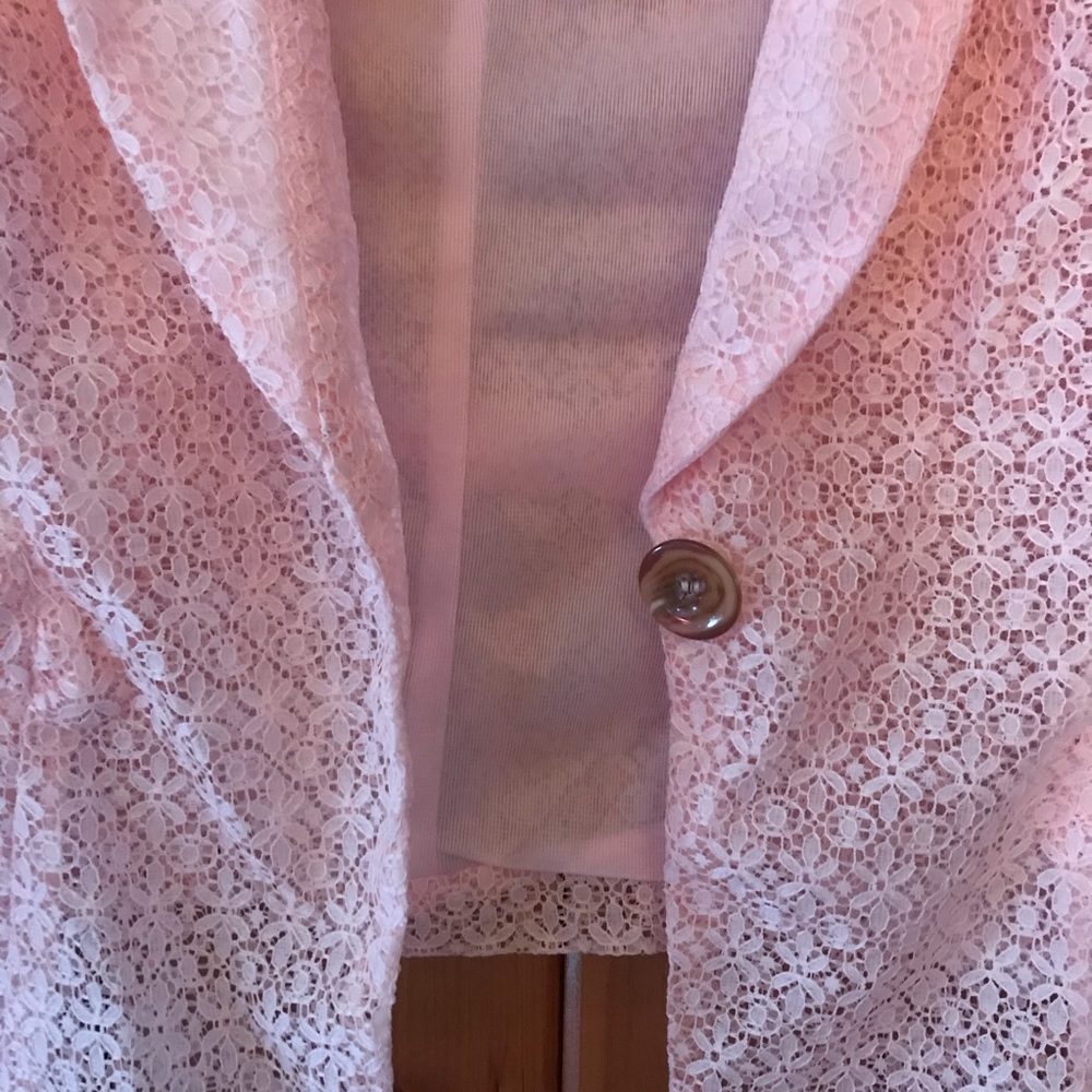 Blazer - Picture 2 of 5